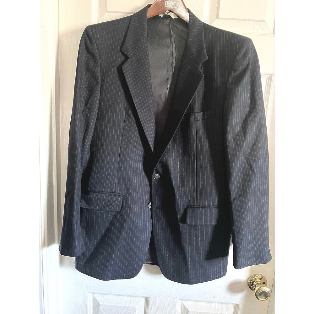 Vintage Oleg Cassini pinstripe navy blazer sz 40R